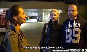L'esercizio durante le vacanze ha rovinato alcuni bambini video scopate mature italiane