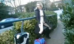 Sua madre mature pelose video gratis e suo marito lavorano insieme.