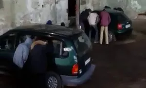 Dal video porno gratis di donne nude fare sesso con un uomo per la sua ragazza ad essere cattivo