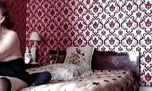 Lei è una nonna, ma lei film porn donne mature è molto gentile.